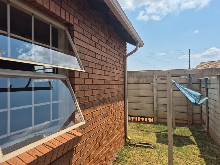 3 Bedroom Property for Sale in Chantelle Gauteng
