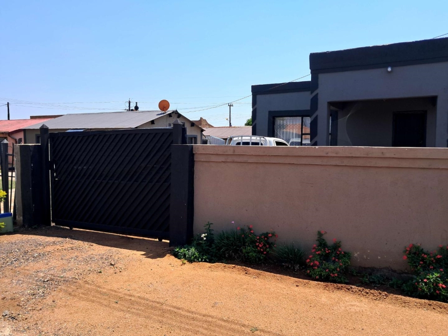 2 Bedroom Property for Sale in Ga-Rankuwa Gauteng