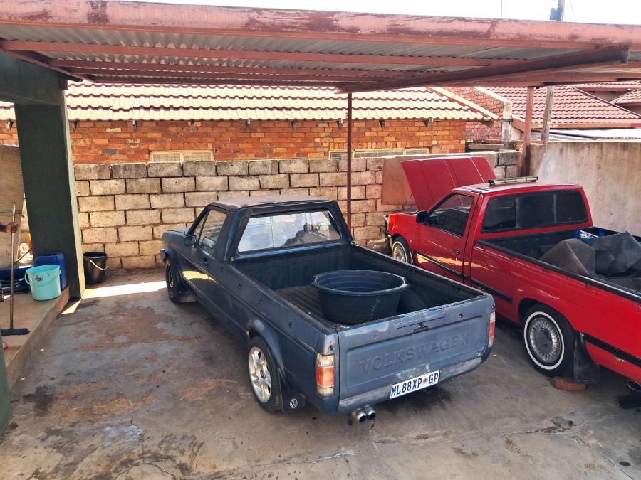 2 Bedroom Property for Sale in Ga-Rankuwa Gauteng