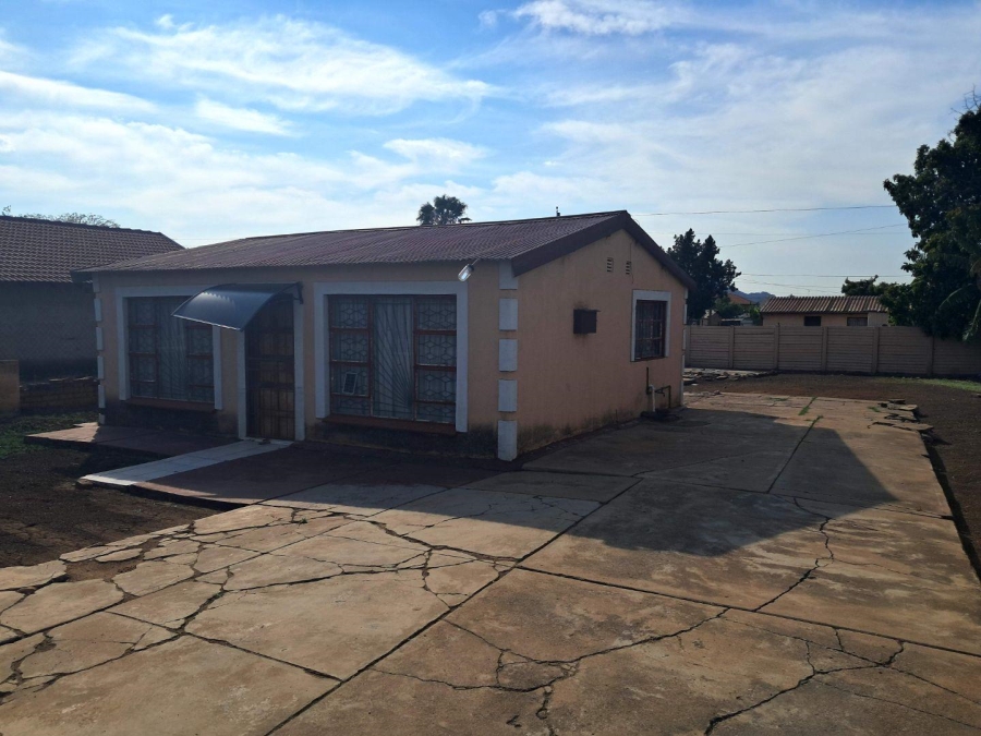 2 Bedroom Property for Sale in Ga-Rankuwa Unit 4 Gauteng