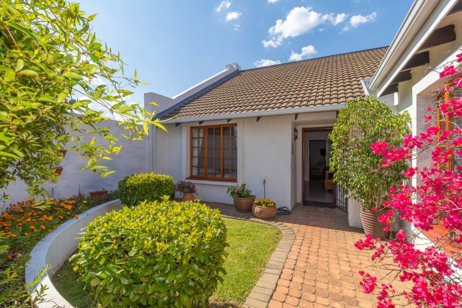 2 Bedroom Property for Sale in Bryanston Gauteng