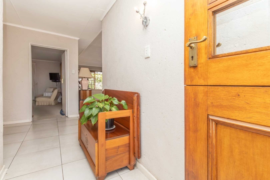 2 Bedroom Property for Sale in Bryanston Gauteng