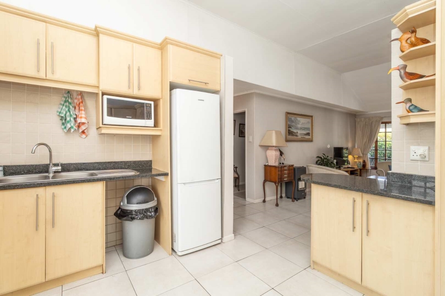 2 Bedroom Property for Sale in Bryanston Gauteng
