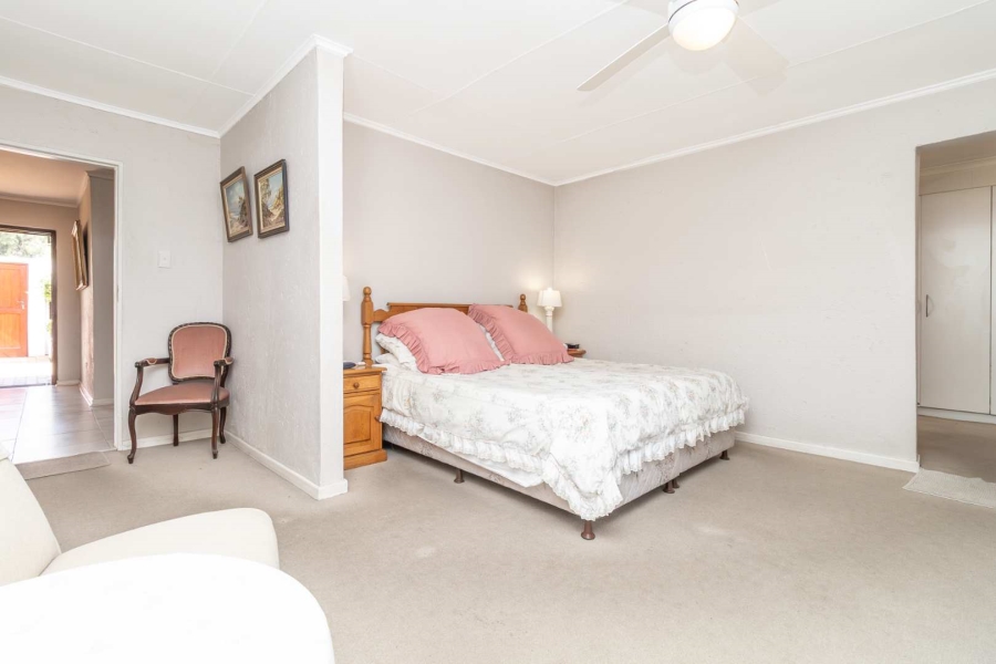 2 Bedroom Property for Sale in Bryanston Gauteng