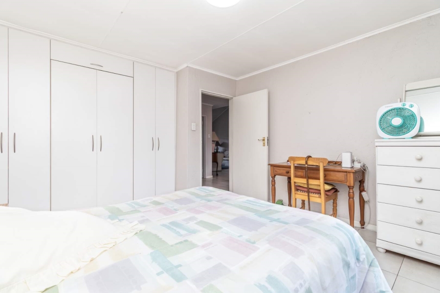 2 Bedroom Property for Sale in Bryanston Gauteng