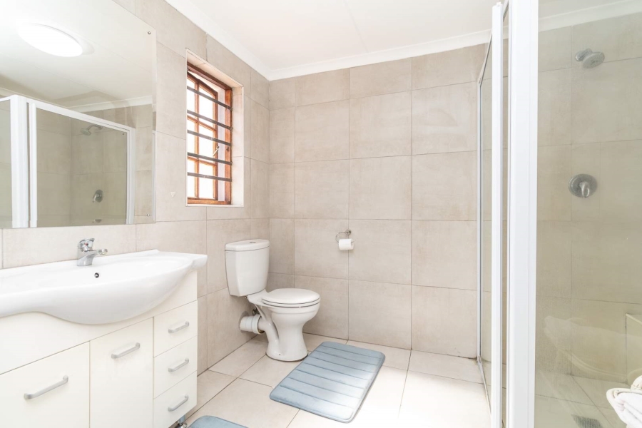 2 Bedroom Property for Sale in Bryanston Gauteng