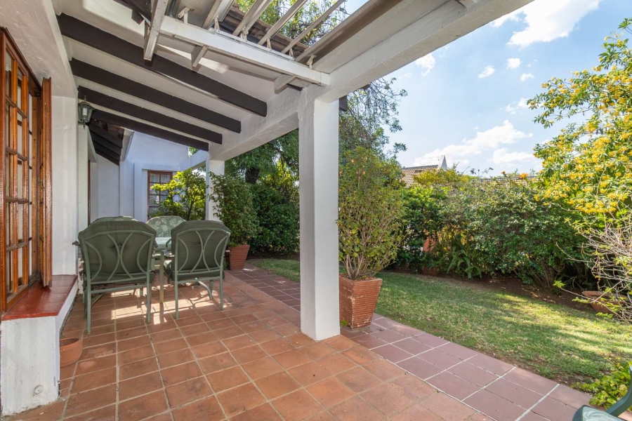 2 Bedroom Property for Sale in Bryanston Gauteng
