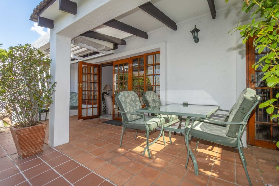 2 Bedroom Property for Sale in Bryanston Gauteng