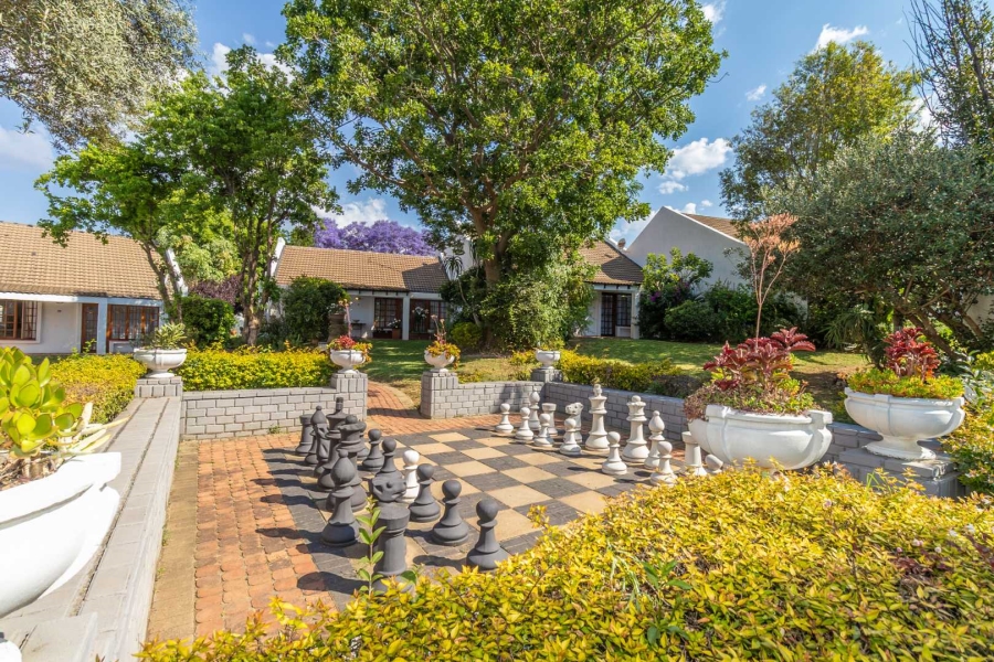 2 Bedroom Property for Sale in Bryanston Gauteng