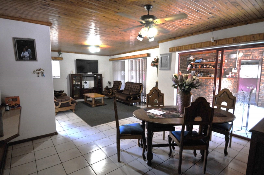 4 Bedroom Property for Sale in Silverton Gauteng