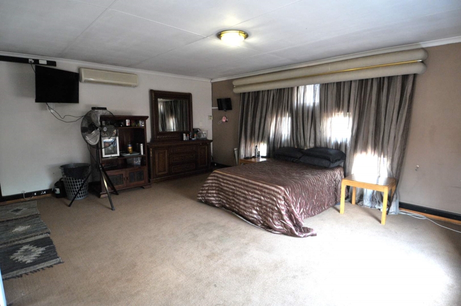 4 Bedroom Property for Sale in Silverton Gauteng