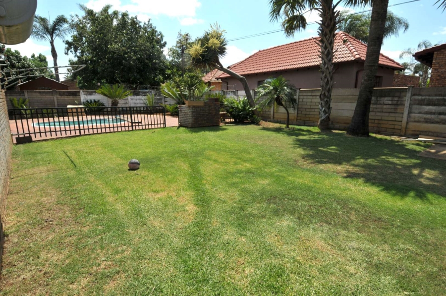 4 Bedroom Property for Sale in Silverton Gauteng
