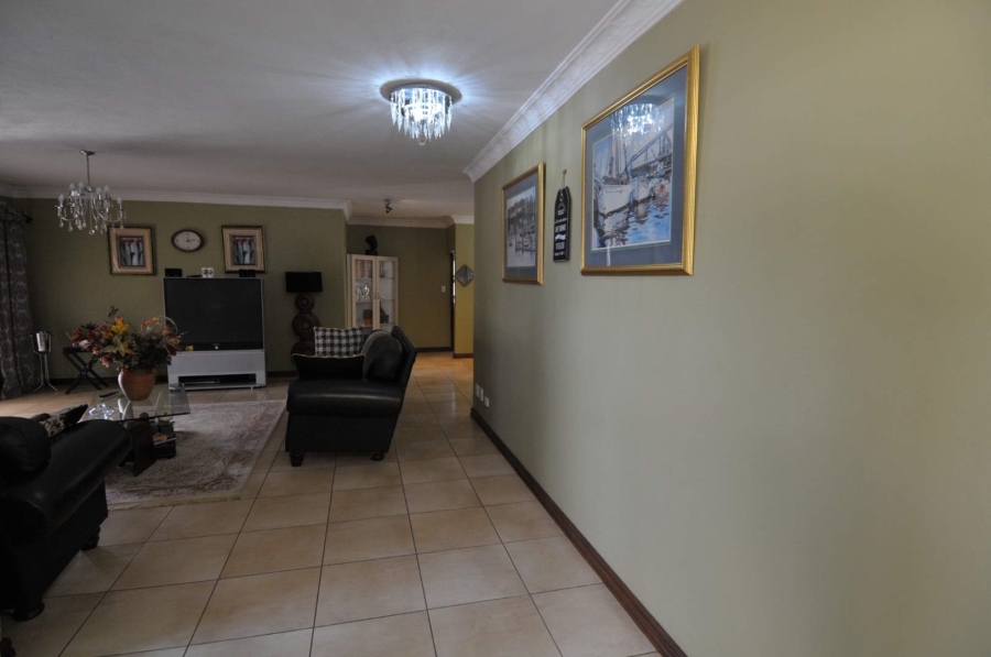 4 Bedroom Property for Sale in Willow Acres Gauteng