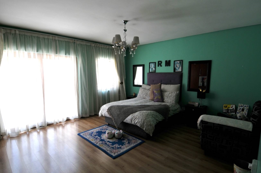 4 Bedroom Property for Sale in Willow Acres Gauteng