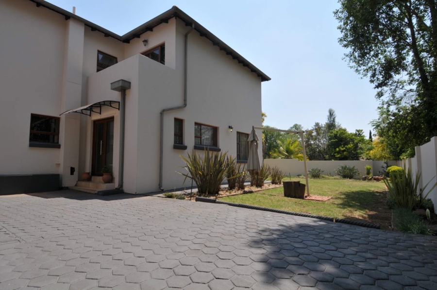 4 Bedroom Property for Sale in Willow Acres Gauteng