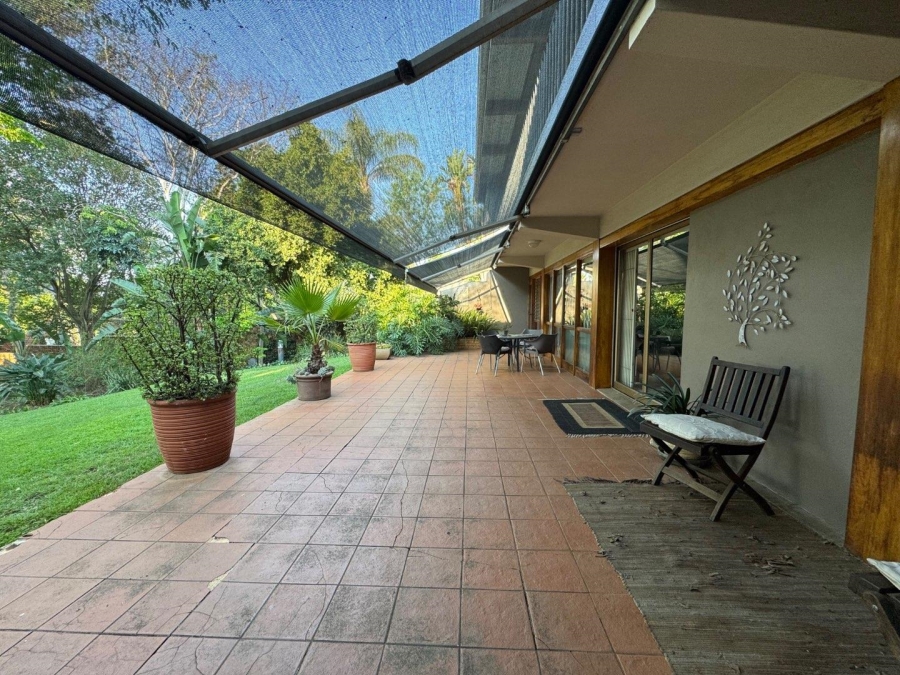 5 Bedroom Property for Sale in Waterkloof Ridge Gauteng
