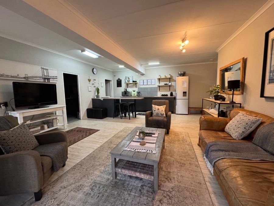 5 Bedroom Property for Sale in Waterkloof Ridge Gauteng
