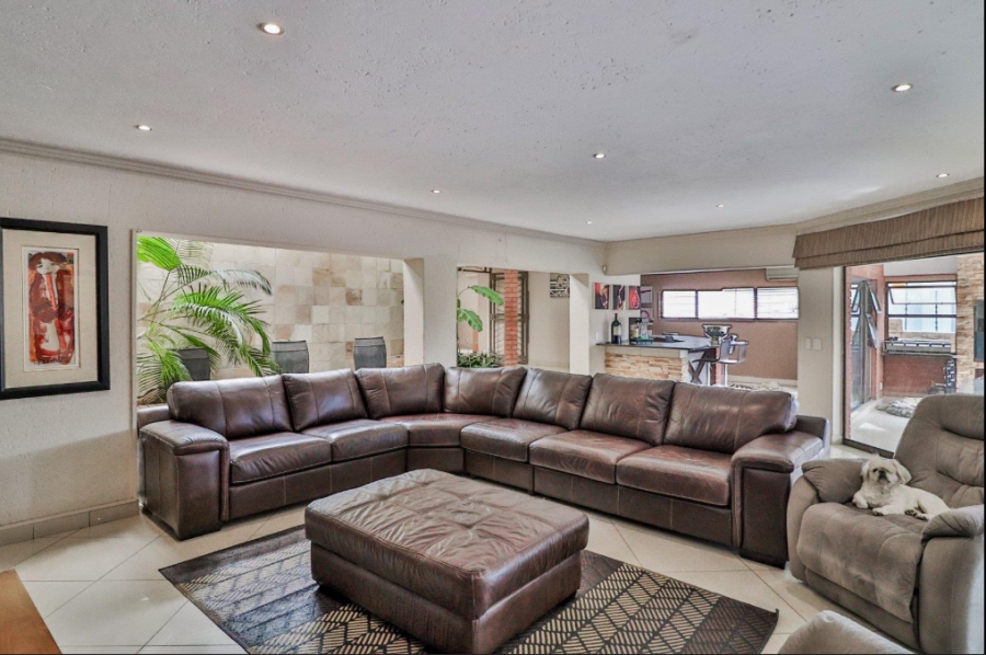 5 Bedroom Property for Sale in Meyersdal Gauteng