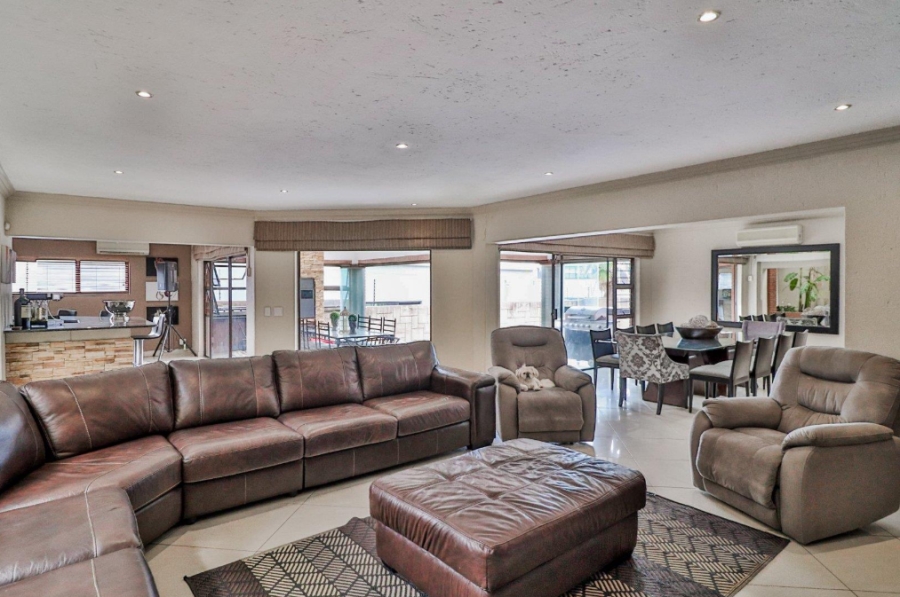 5 Bedroom Property for Sale in Meyersdal Gauteng