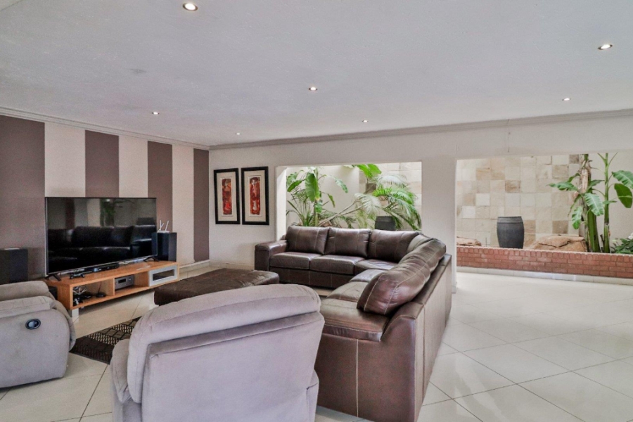 5 Bedroom Property for Sale in Meyersdal Gauteng