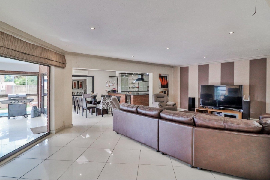 5 Bedroom Property for Sale in Meyersdal Gauteng