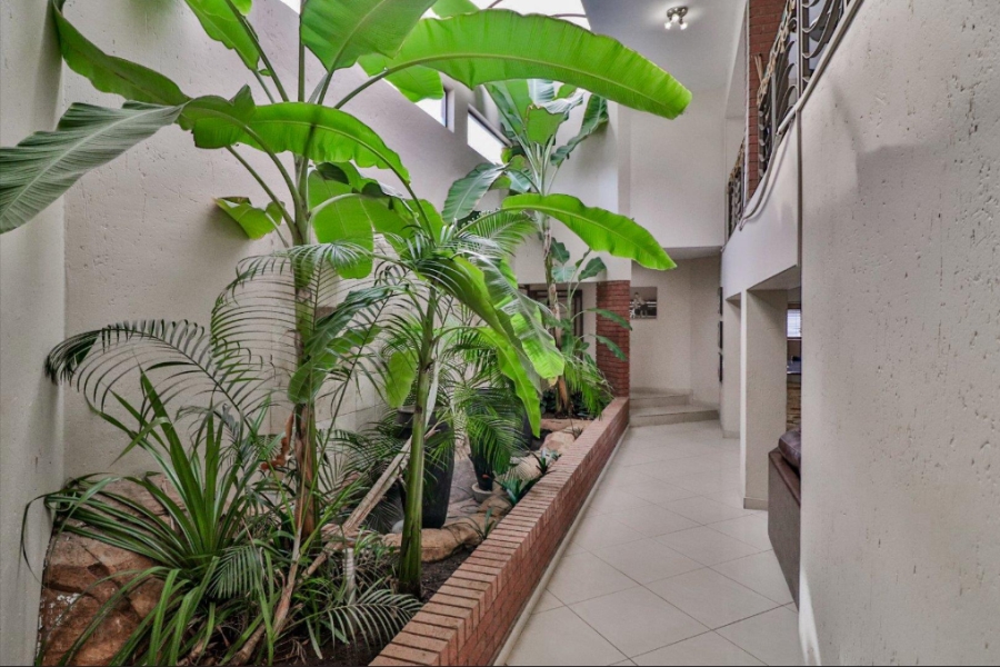 5 Bedroom Property for Sale in Meyersdal Gauteng