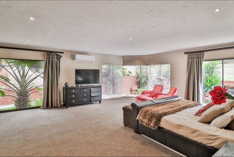 5 Bedroom Property for Sale in Meyersdal Gauteng