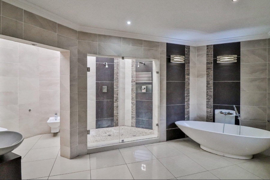 5 Bedroom Property for Sale in Meyersdal Gauteng