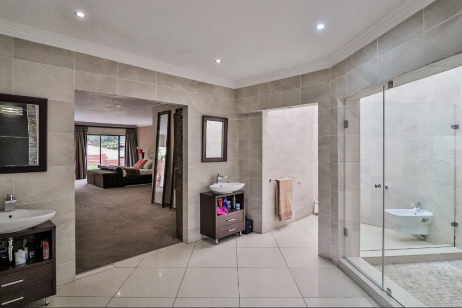 5 Bedroom Property for Sale in Meyersdal Gauteng