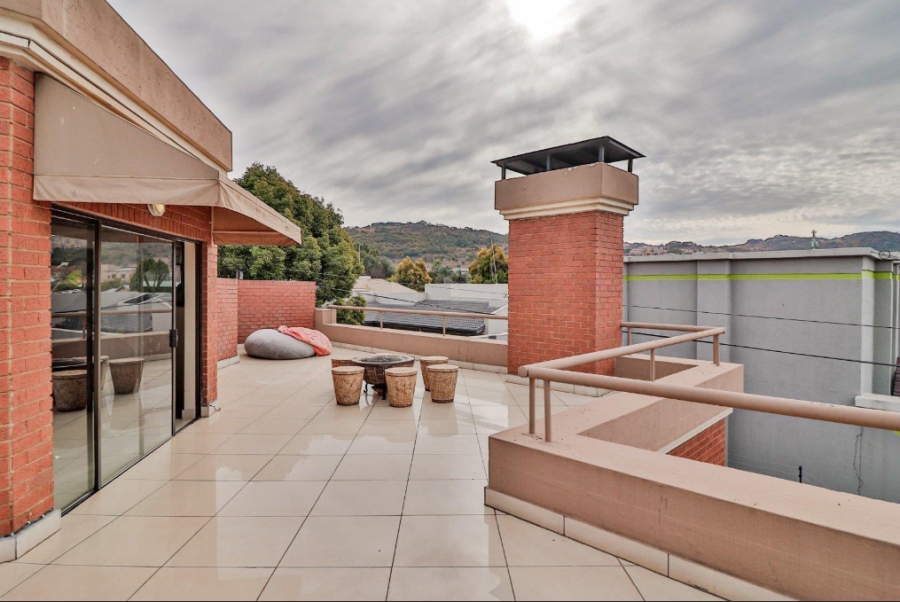 5 Bedroom Property for Sale in Meyersdal Gauteng