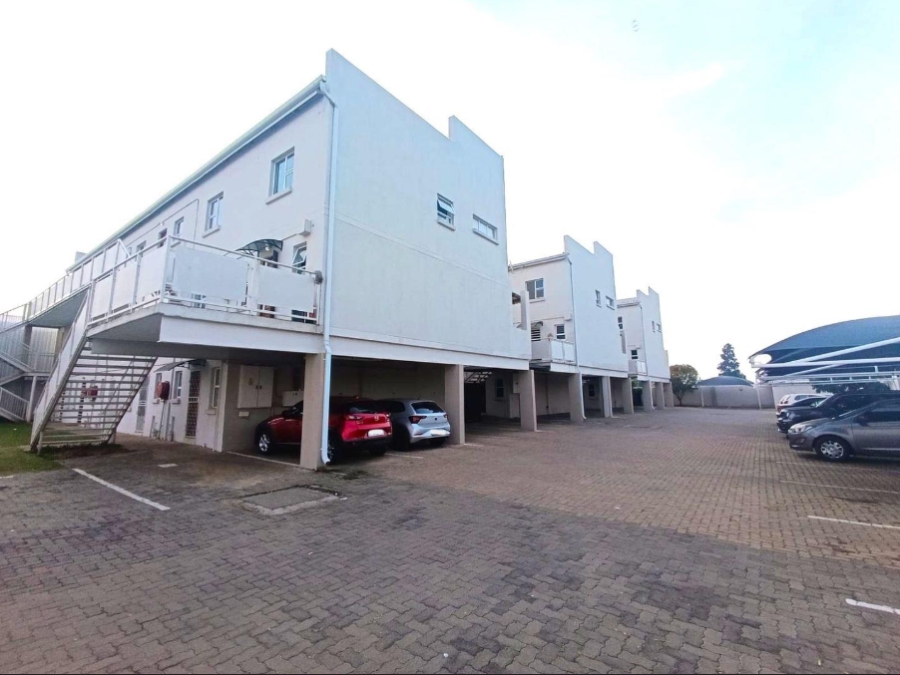 2 Bedroom Property for Sale in Mayberry Park Gauteng