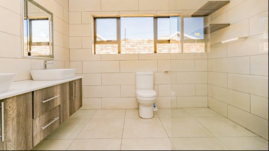 4 Bedroom Property for Sale in Randhart Gauteng