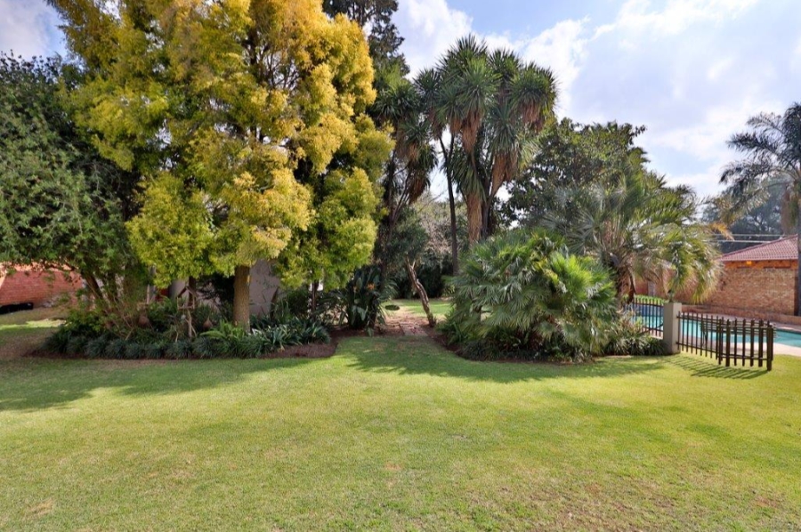 4 Bedroom Property for Sale in New Redruth Gauteng