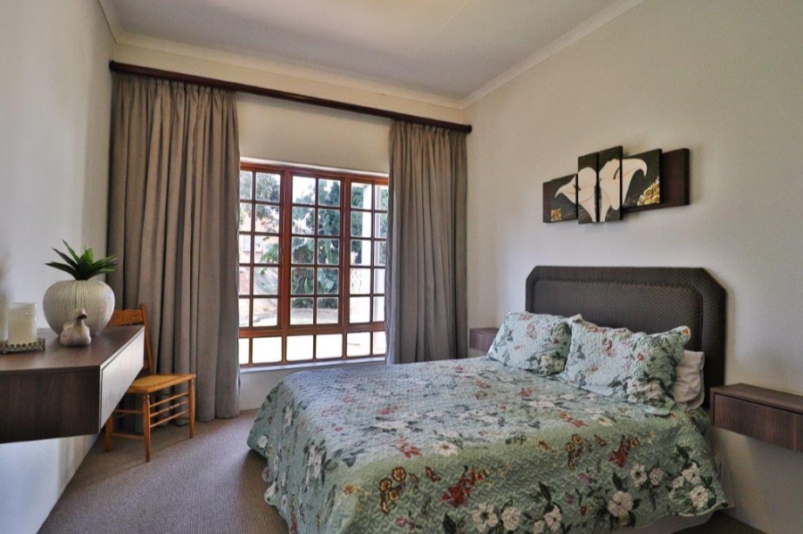 4 Bedroom Property for Sale in New Redruth Gauteng