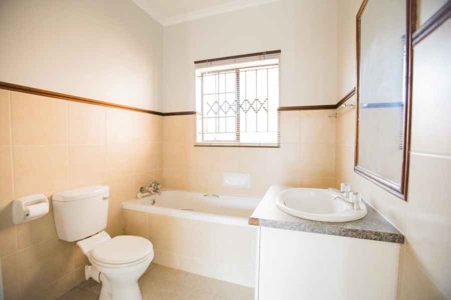 To Let 2 Bedroom Property for Rent in Equestria Gauteng