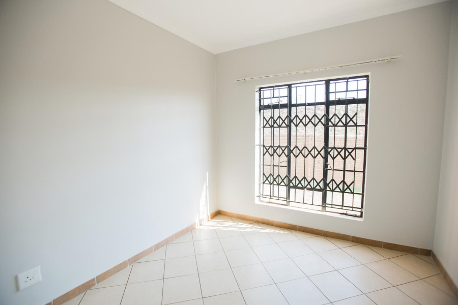 To Let 2 Bedroom Property for Rent in Equestria Gauteng