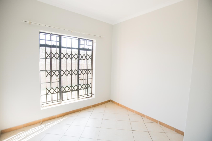 To Let 2 Bedroom Property for Rent in Equestria Gauteng