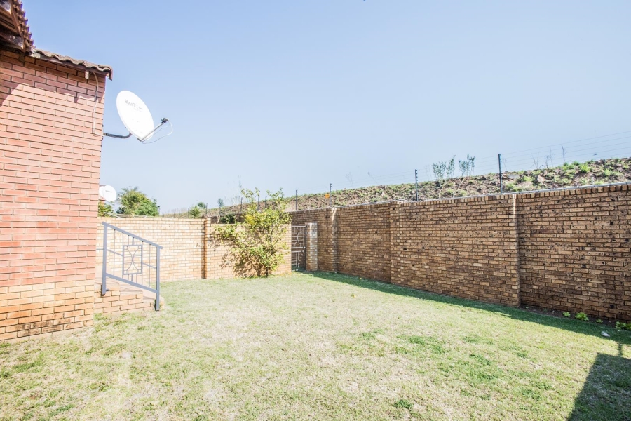 To Let 2 Bedroom Property for Rent in Equestria Gauteng