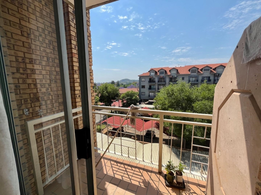 2 Bedroom Property for Sale in Hillcrest Gauteng