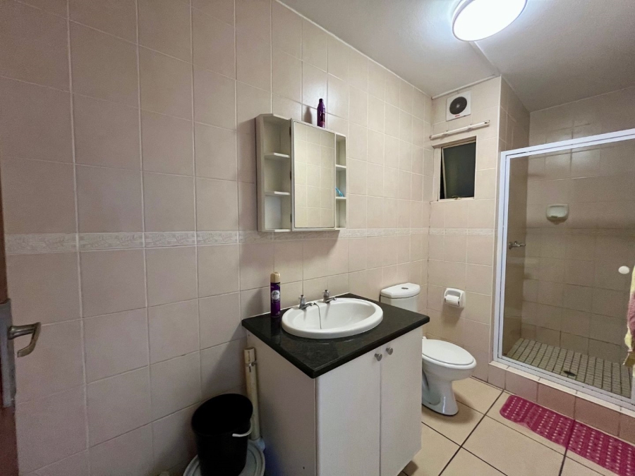 2 Bedroom Property for Sale in Hillcrest Gauteng