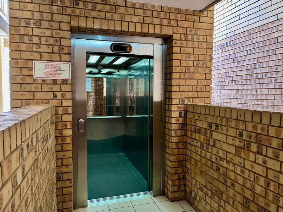 2 Bedroom Property for Sale in Hillcrest Gauteng