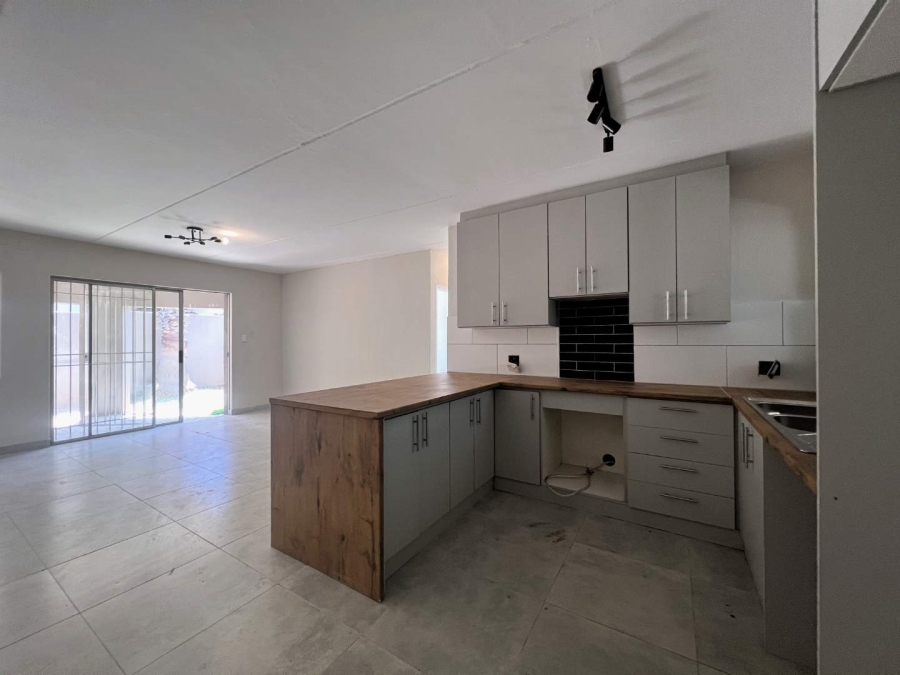 2 Bedroom Property for Sale in Northwold Gauteng