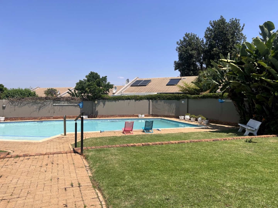 2 Bedroom Property for Sale in Northwold Gauteng