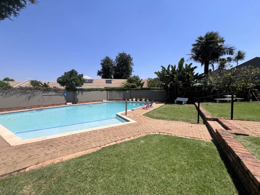 2 Bedroom Property for Sale in Northwold Gauteng