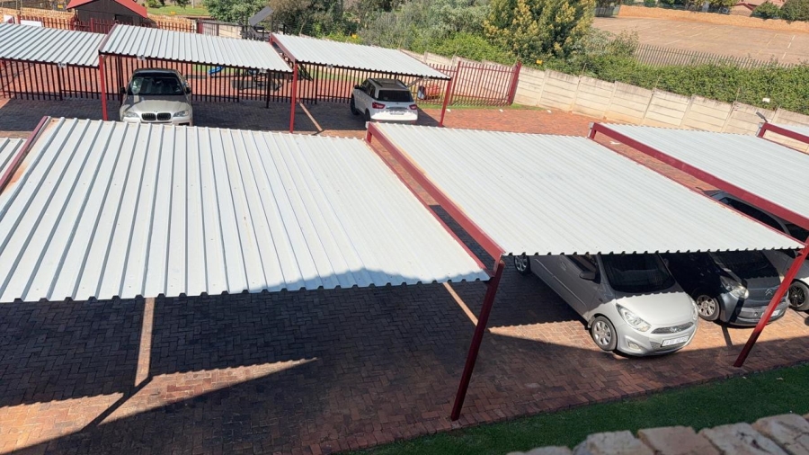 To Let 0 Bedroom Property for Rent in Roodekrans Gauteng