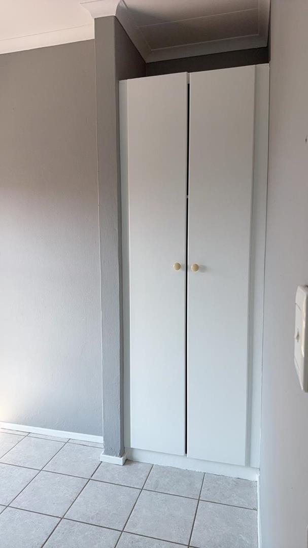 To Let 0 Bedroom Property for Rent in Roodekrans Gauteng
