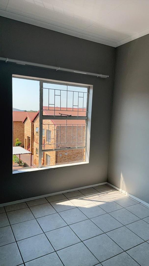 To Let 0 Bedroom Property for Rent in Roodekrans Gauteng