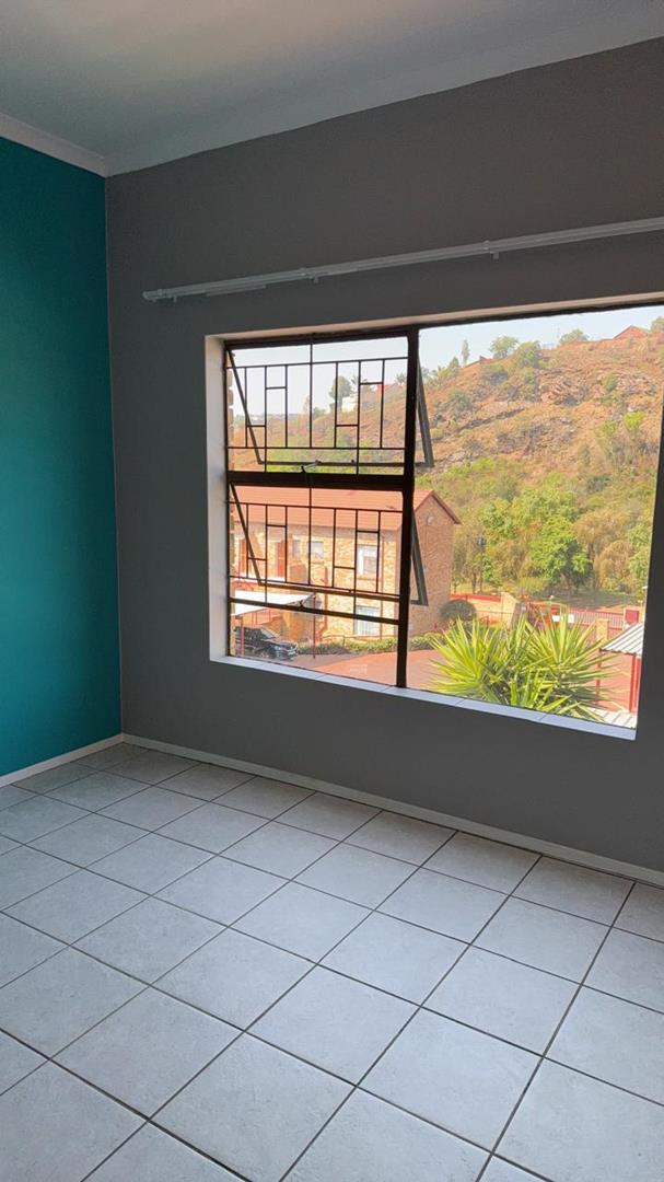 To Let 0 Bedroom Property for Rent in Roodekrans Gauteng
