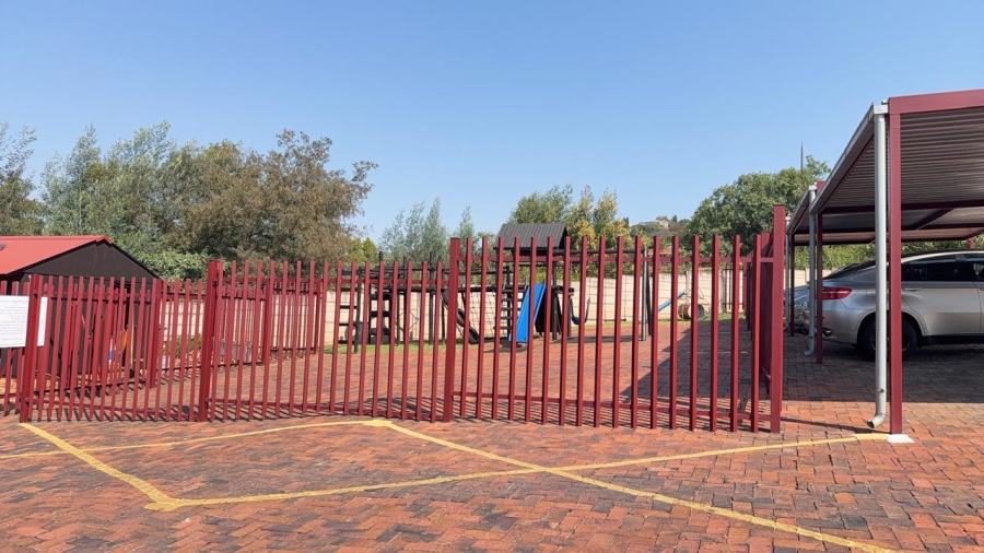 To Let 0 Bedroom Property for Rent in Roodekrans Gauteng