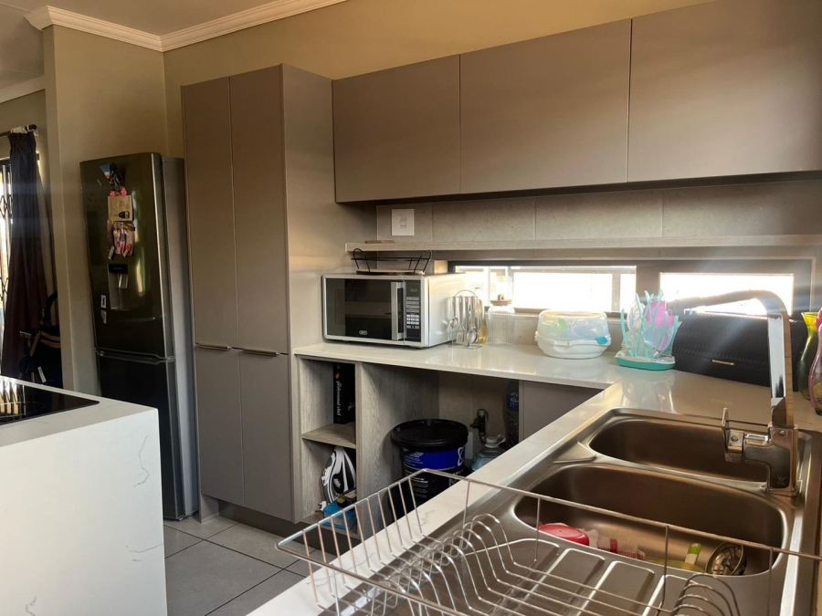 To Let 3 Bedroom Property for Rent in Nietgedacht Gauteng